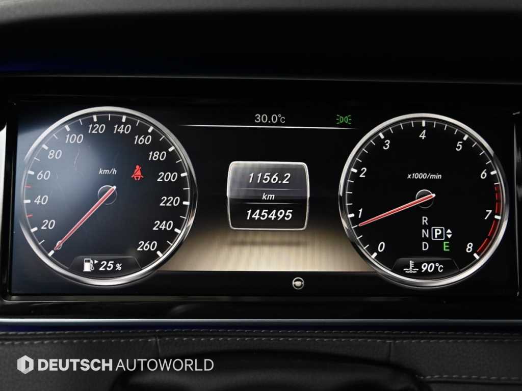 Mercedes-Benz S-Class — photo 08