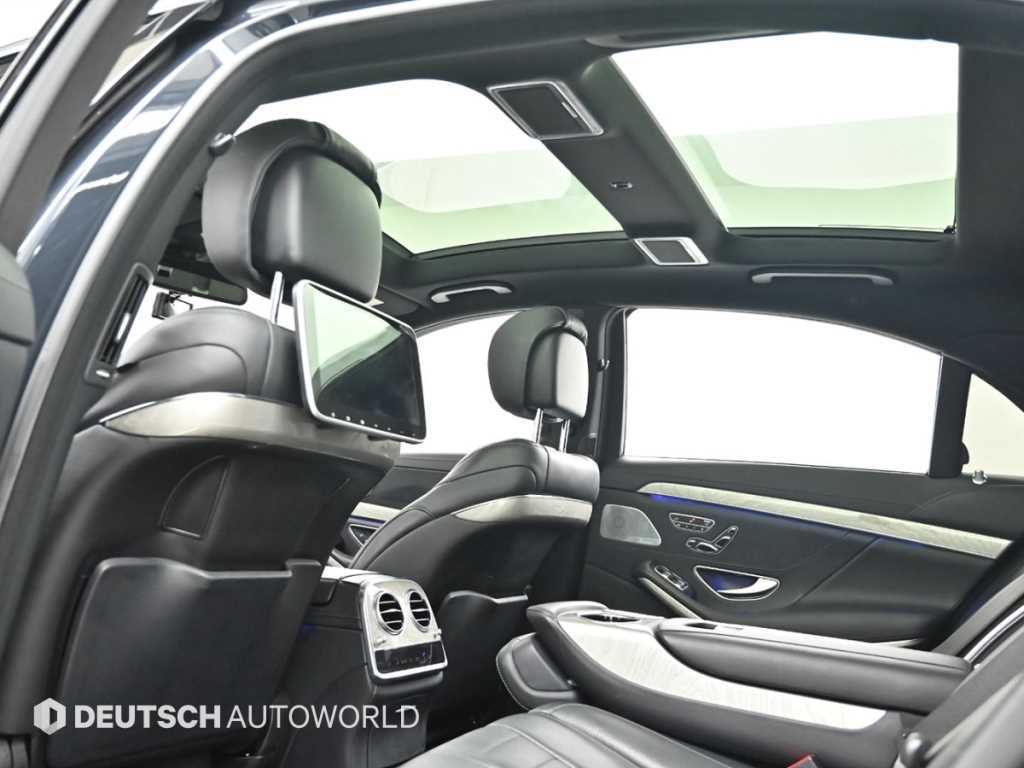 Mercedes-Benz S-Class — photo 19