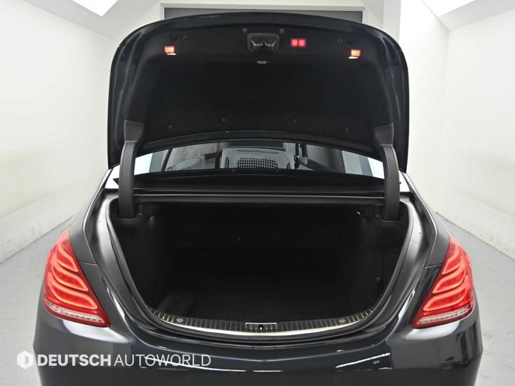 Mercedes-Benz S-Class — photo 20