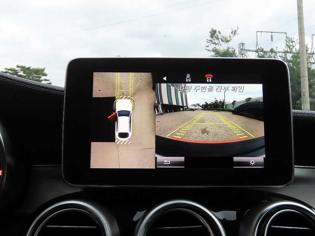 Mercedes-Benz GLC-Class — photo 14