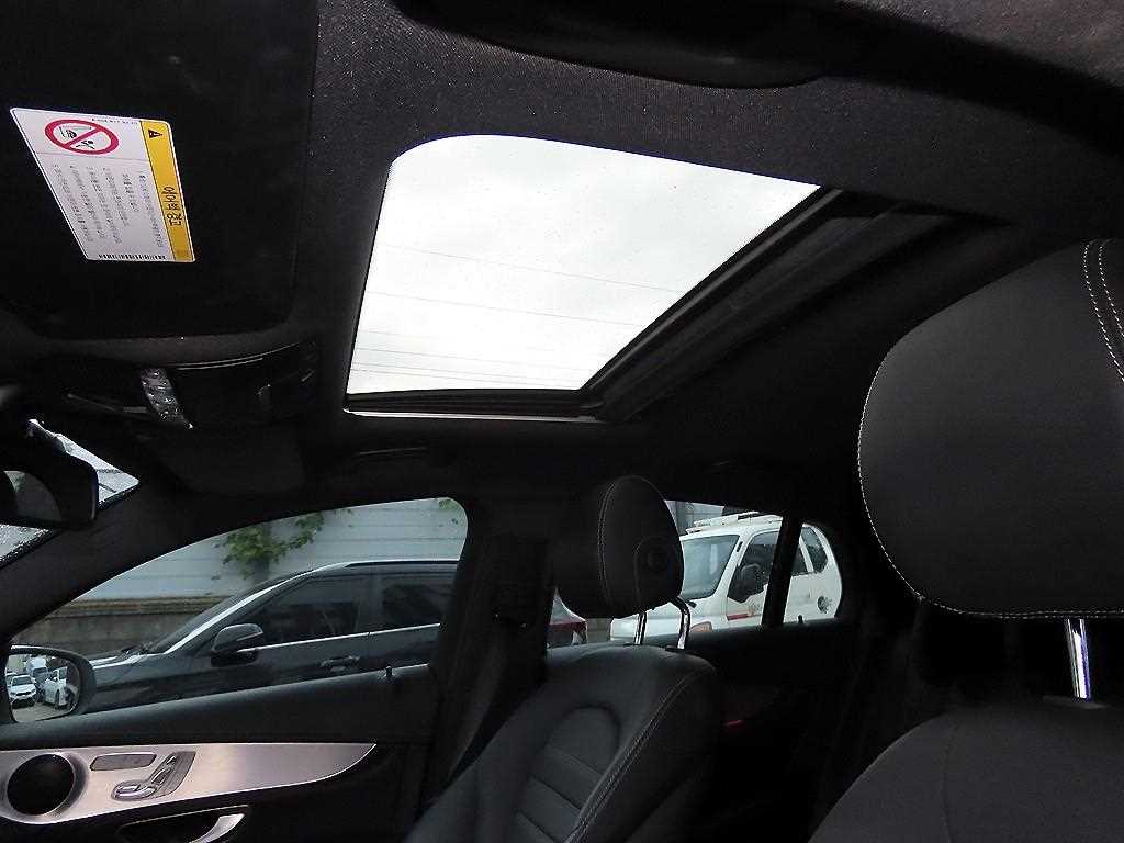 Mercedes-Benz GLC-Class — photo 15