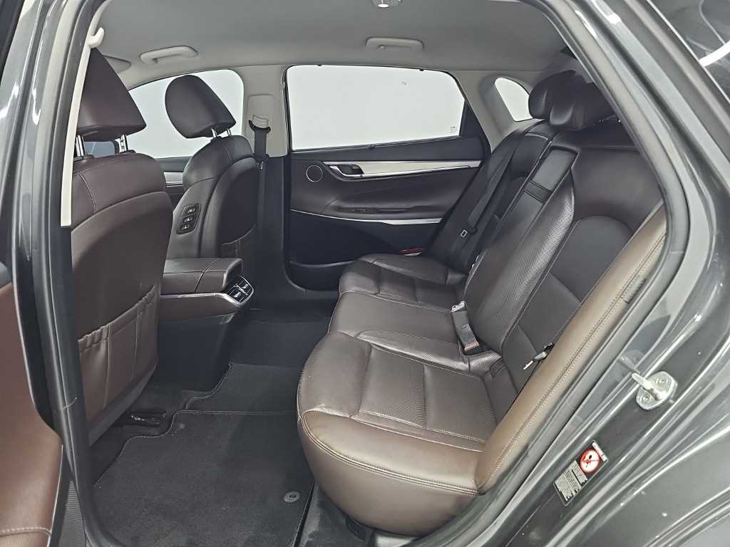 Hyundai Grandeur — photo 12