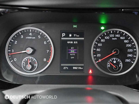 Kia K5 — photo 08
