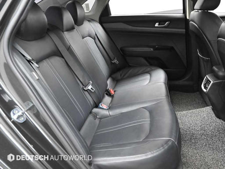 Kia K5 — photo 12