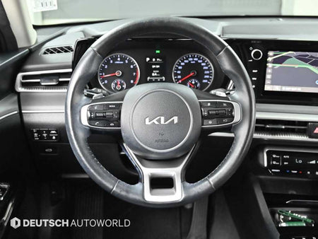 Kia K5 — photo 13