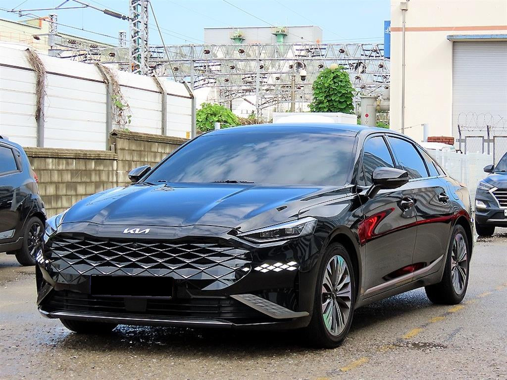 Kia K8 — photo 02