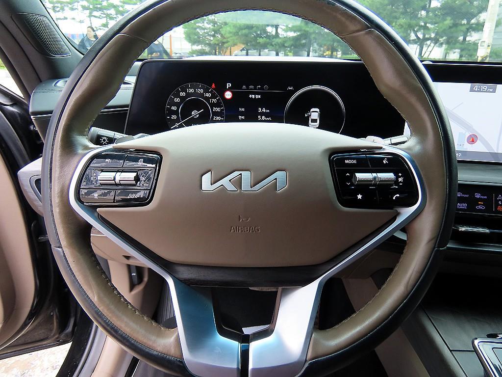 Kia K8 — photo 08