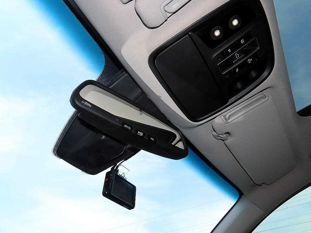 Kia Sorento — photo 14