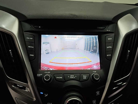 Hyundai Veloster — photo 14