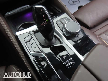 BMW 5-Series — photo 07
