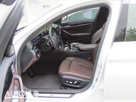 BMW 5-Series — photo 14