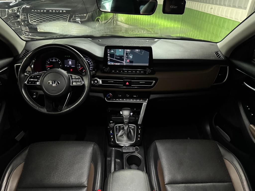 Kia Seltos — photo 08