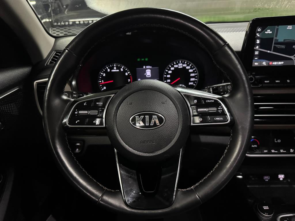 Kia Seltos — photo 10
