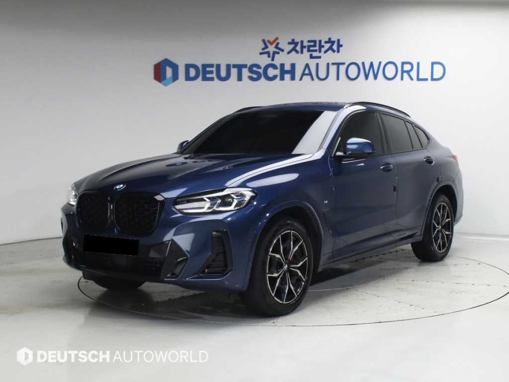 BMW X4 — photo 01