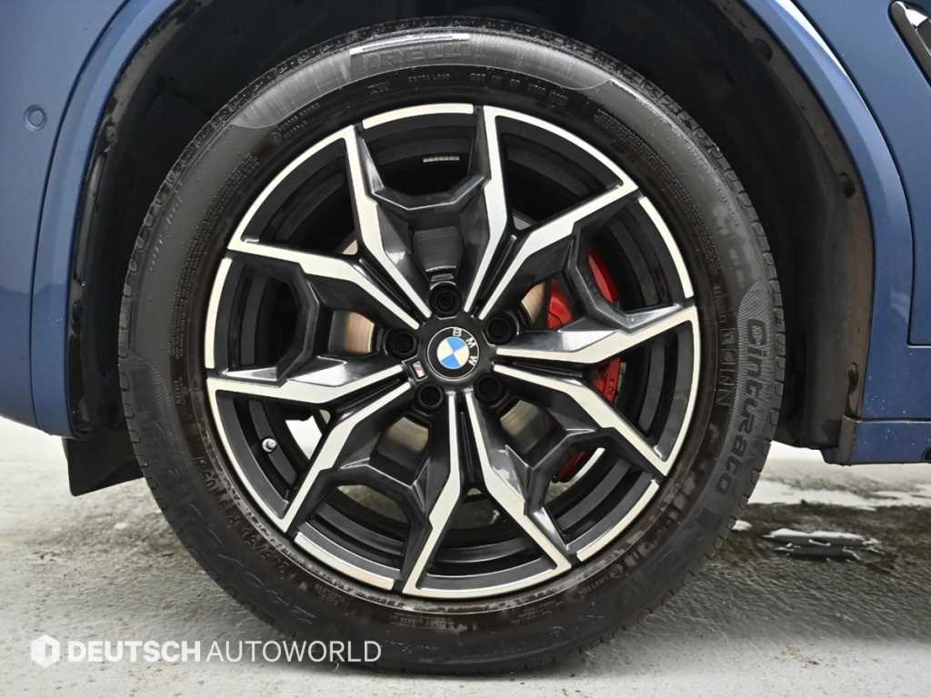 BMW X4 — photo 05