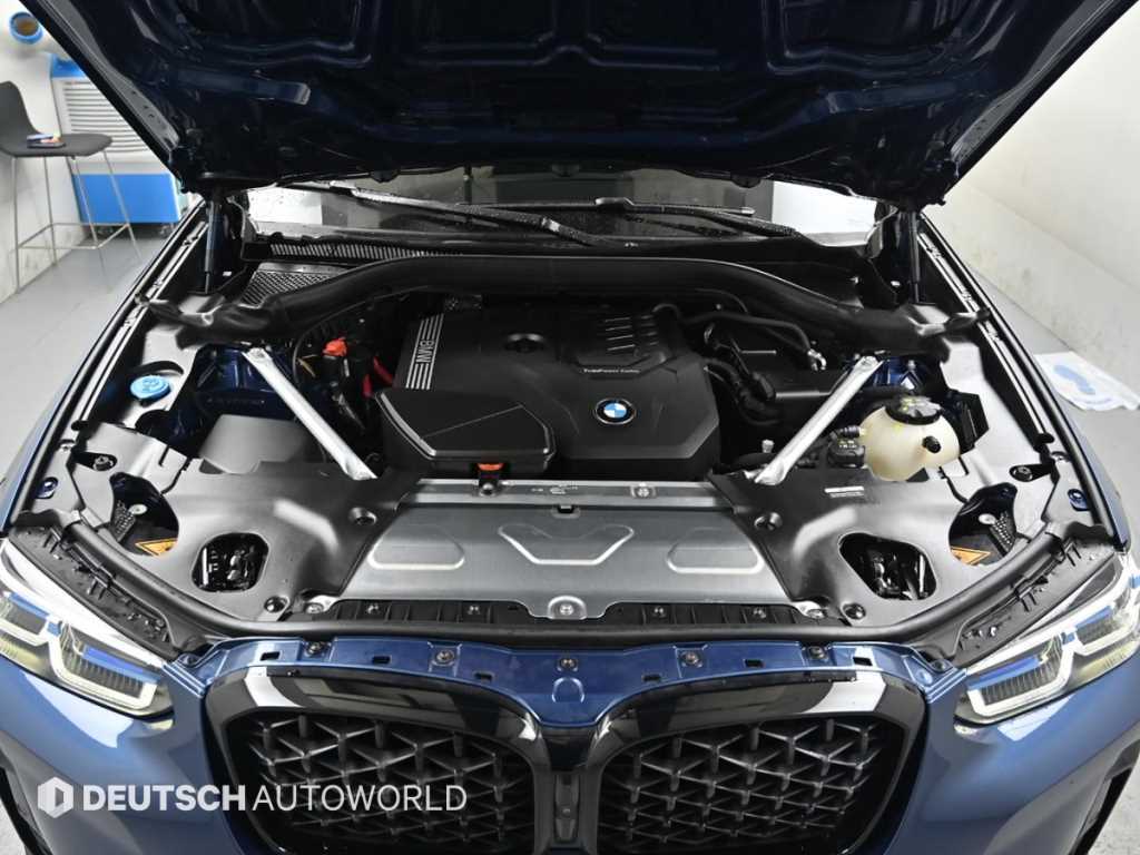 BMW X4 — photo 06