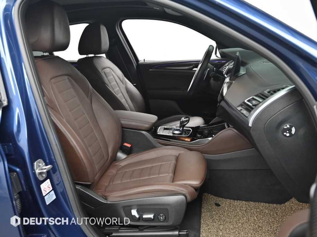 BMW X4 — photo 10
