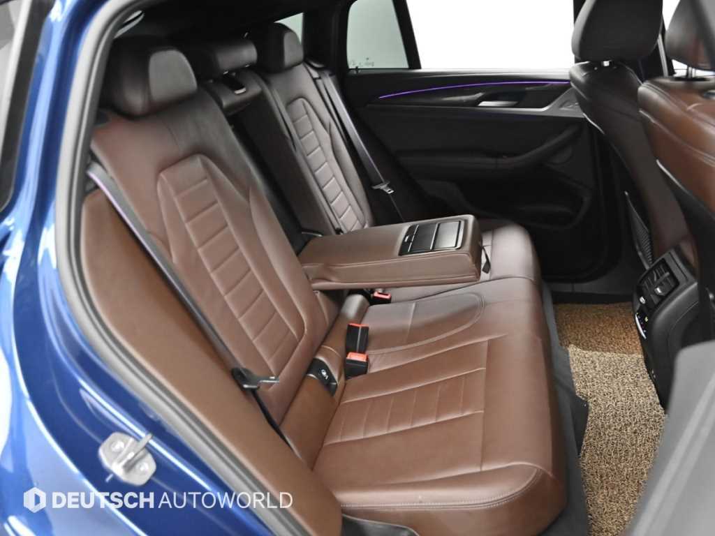 BMW X4 — photo 12