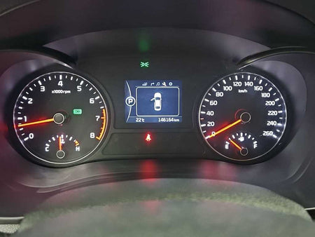 Kia K5 — photo 06