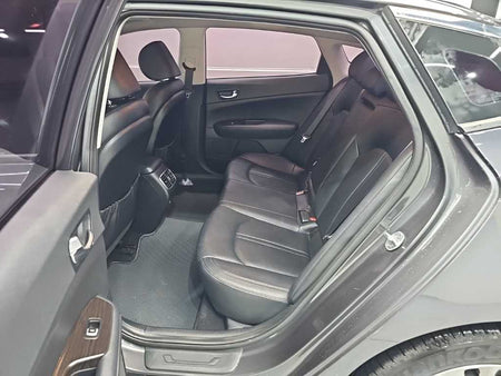 Kia K5 — photo 12