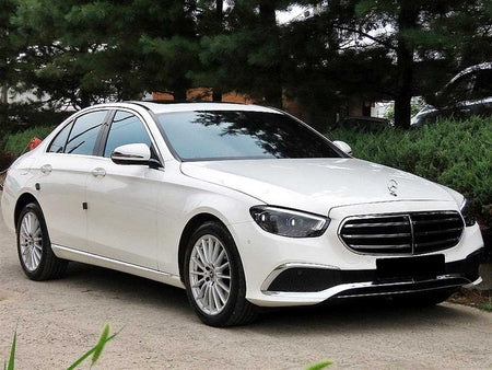 Mercedes-Benz E-Class — photo 01