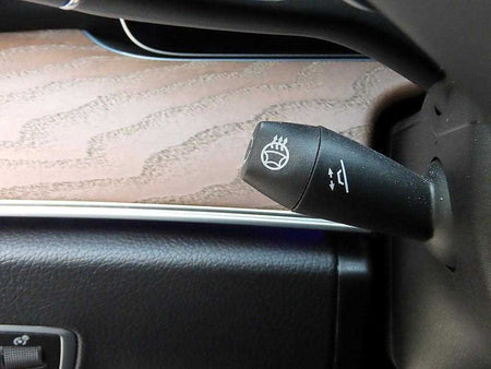 Mercedes-Benz E-Class — photo 12
