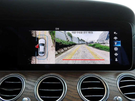 Mercedes-Benz E-Class — photo 15