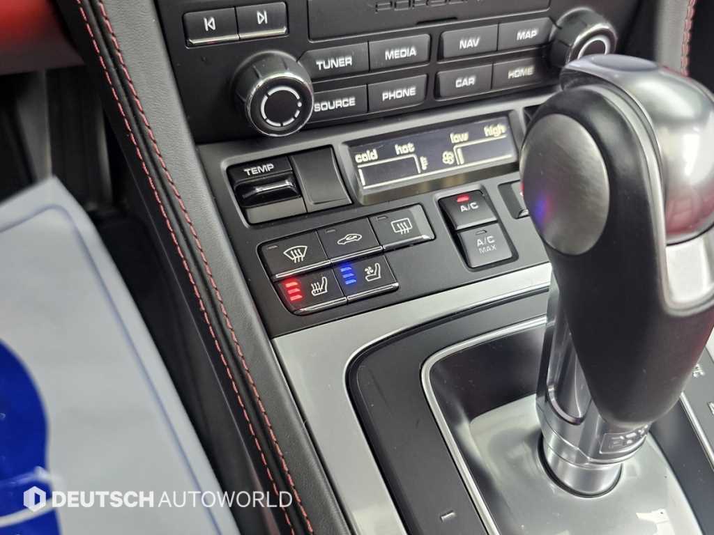 Porsche 718 — photo 17