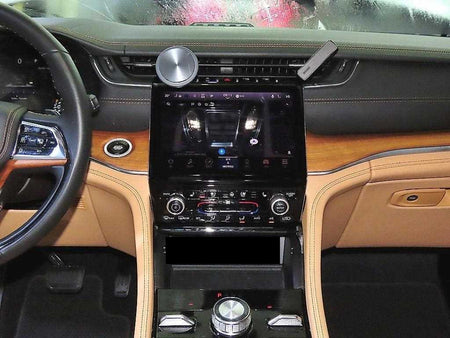 Jeep Cherokee — photo 11