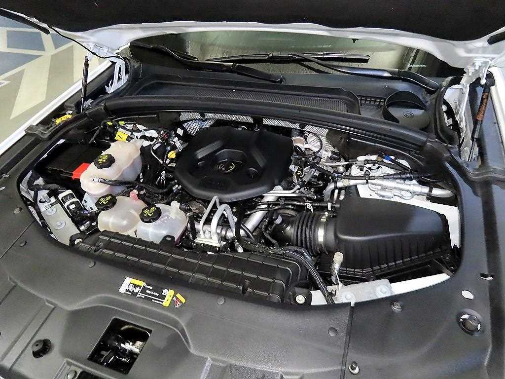 Jeep Cherokee — photo 19