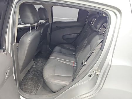 CHEVROLET Spark — photo 12