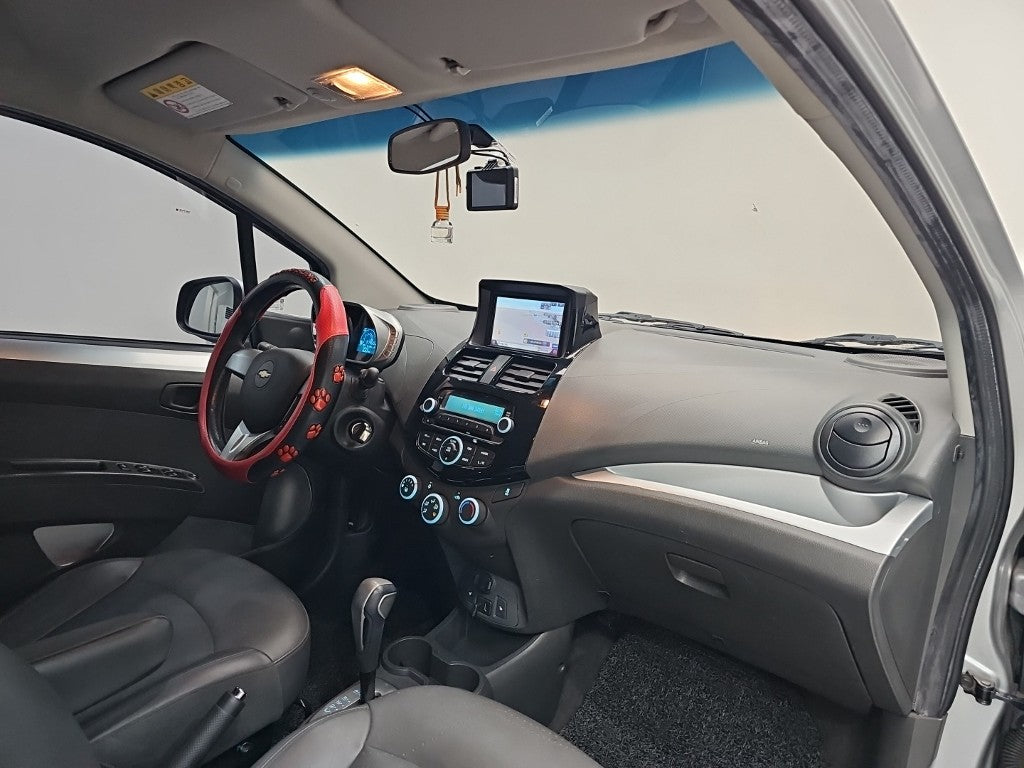 CHEVROLET Spark — photo 18
