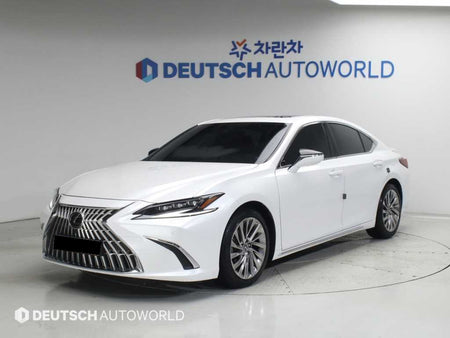Lexus ES — photo 01