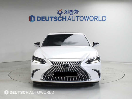 Lexus ES — photo 03
