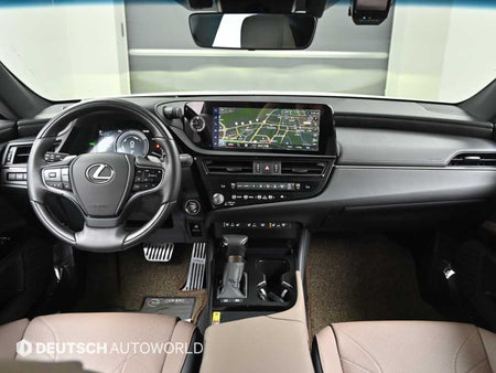 Lexus ES — photo 07