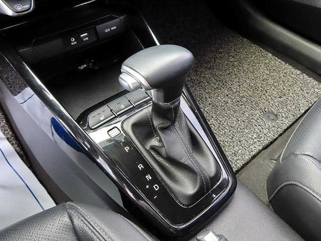 Kia Stonic — photo 10