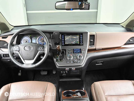 Toyota Sienna — photo 07