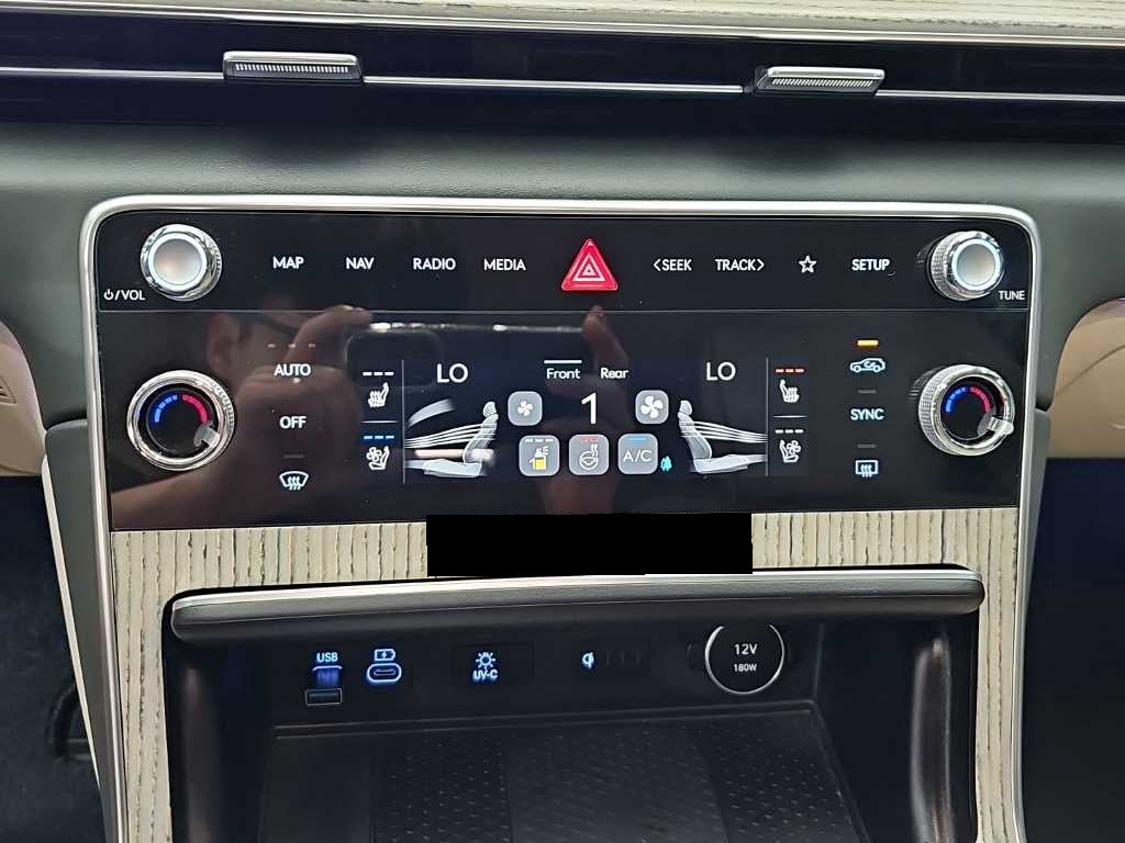 Genesis GV80 — photo 10