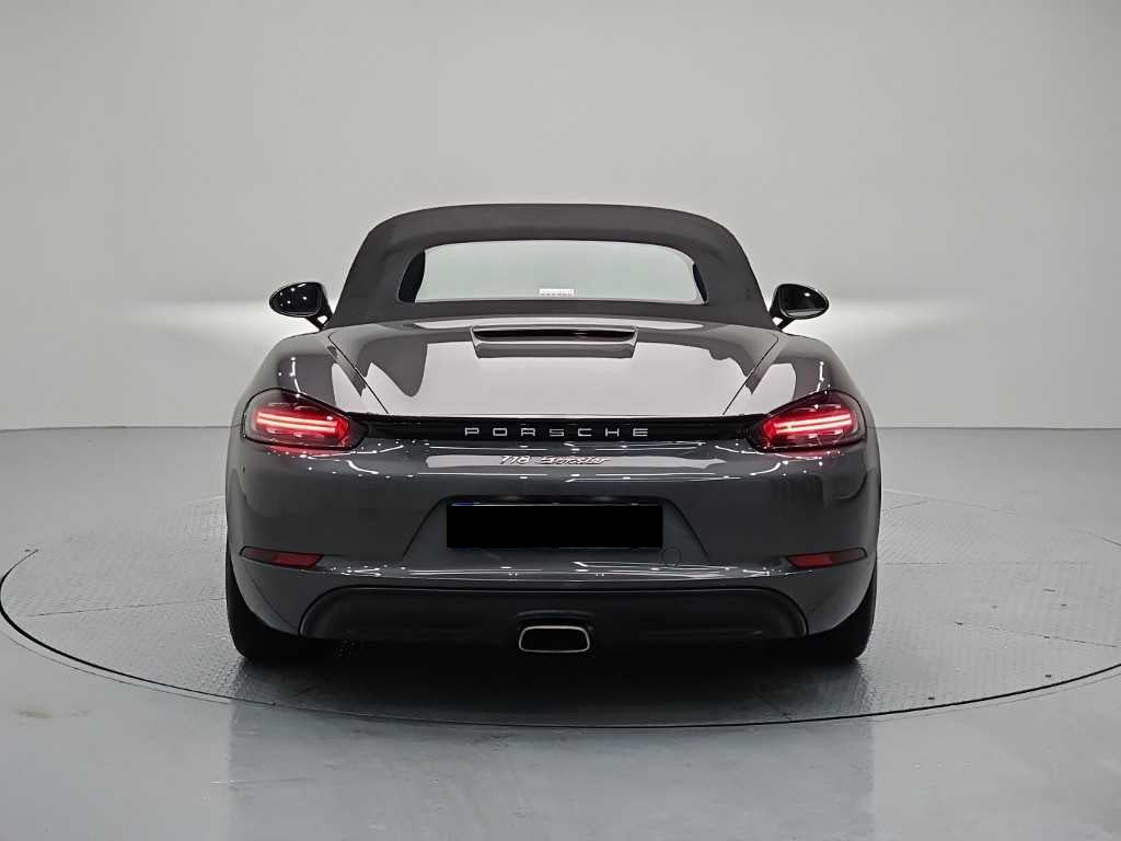 Porsche 718 — photo 03