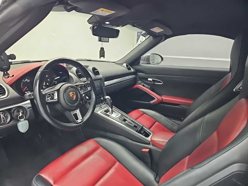 Porsche 718 — photo 07