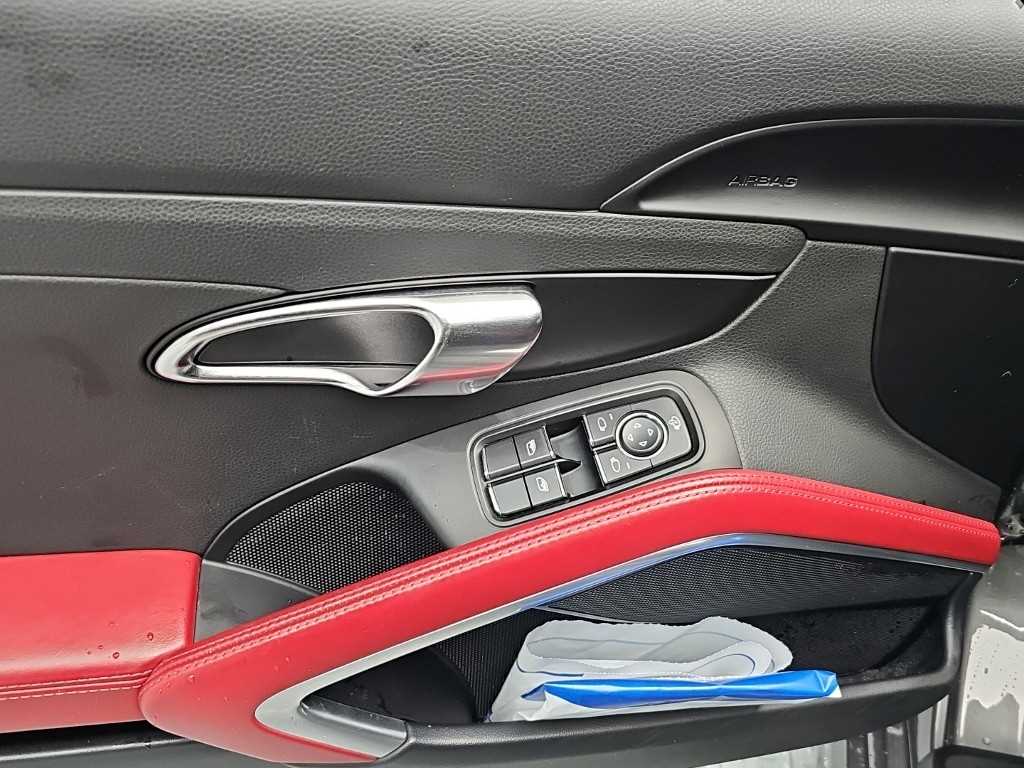 Porsche 718 — photo 14