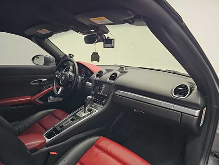 Porsche 718 — photo 17