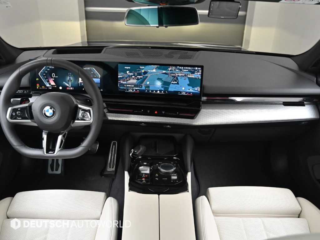 BMW 5-Series — photo 08