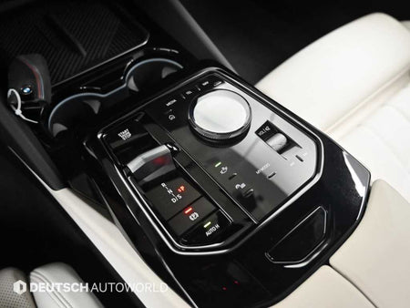 BMW 5-Series — photo 10