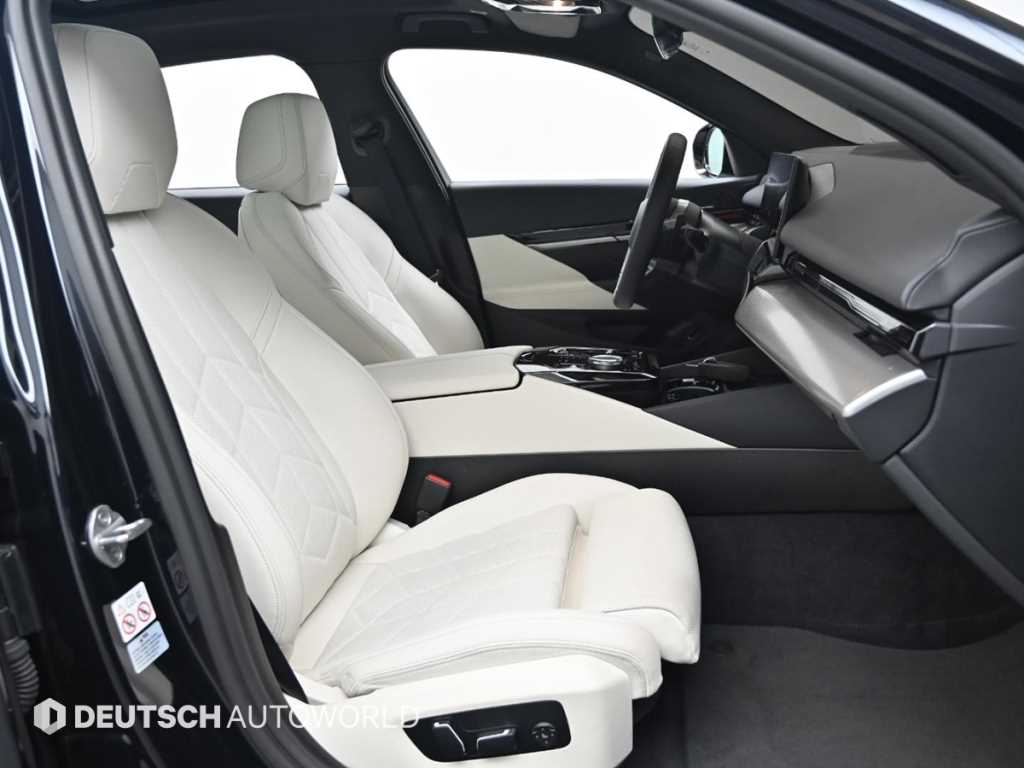 BMW 5-Series — photo 11