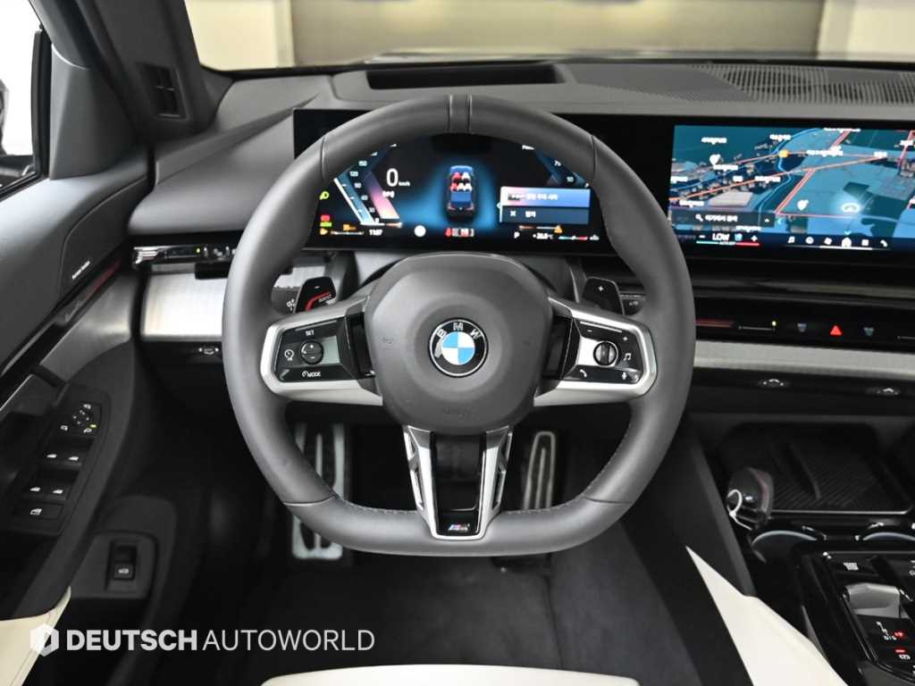 BMW 5-Series — photo 13