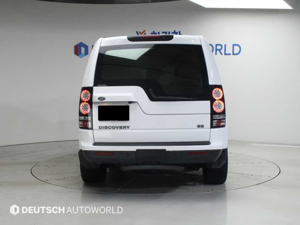Land Rover Discovery — photo 04