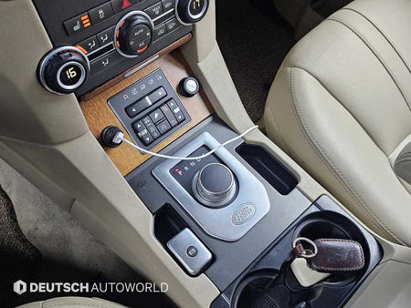 Land Rover Discovery — photo 09