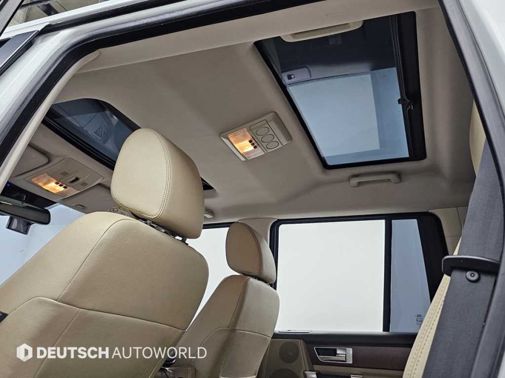 Land Rover Discovery — photo 18