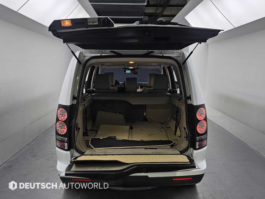 Land Rover Discovery — photo 19